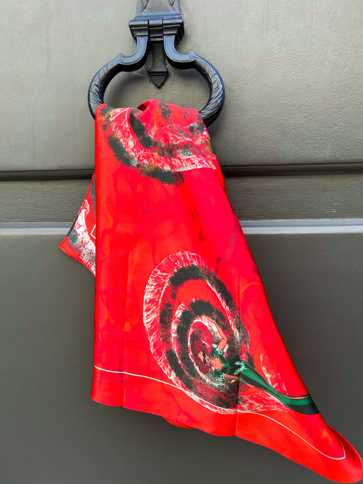 The ‘‘Atarodo‘‘ Personality Scarf